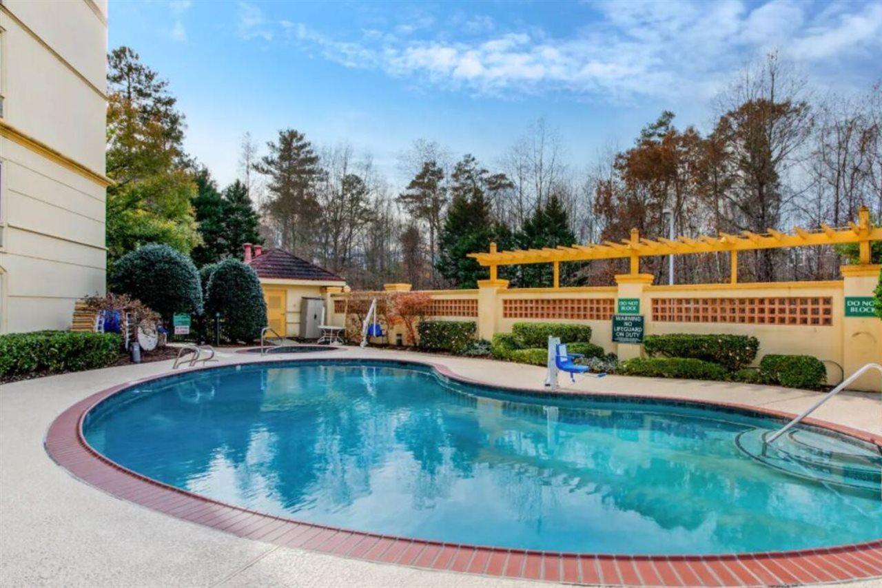 La Quinta By Wyndham Raleigh Crabtree Hotel Luaran gambar