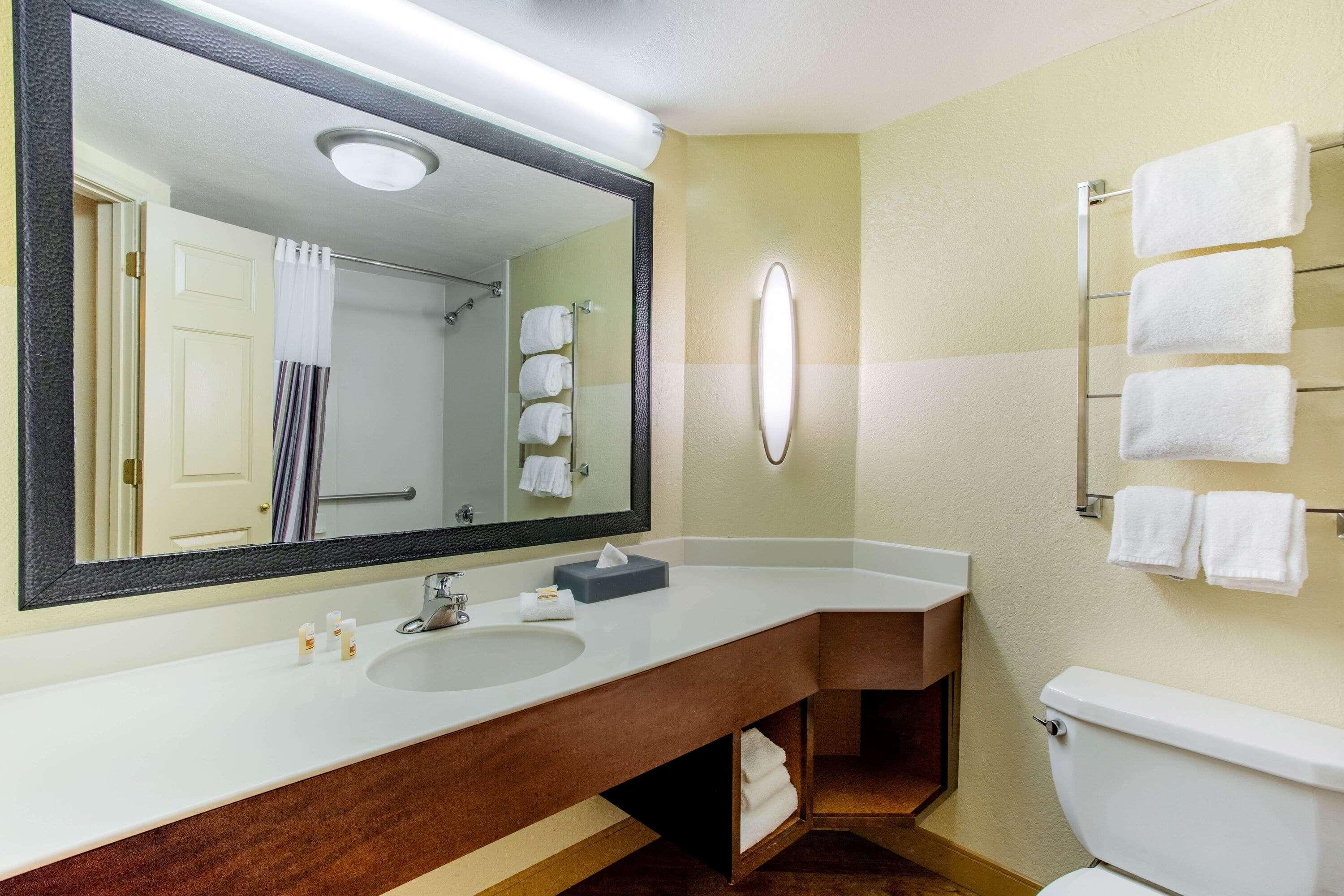 La Quinta By Wyndham Raleigh Crabtree Hotel Luaran gambar